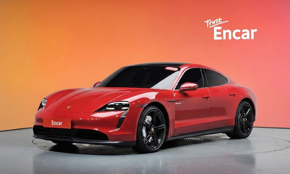 Porsche Taycan 2021