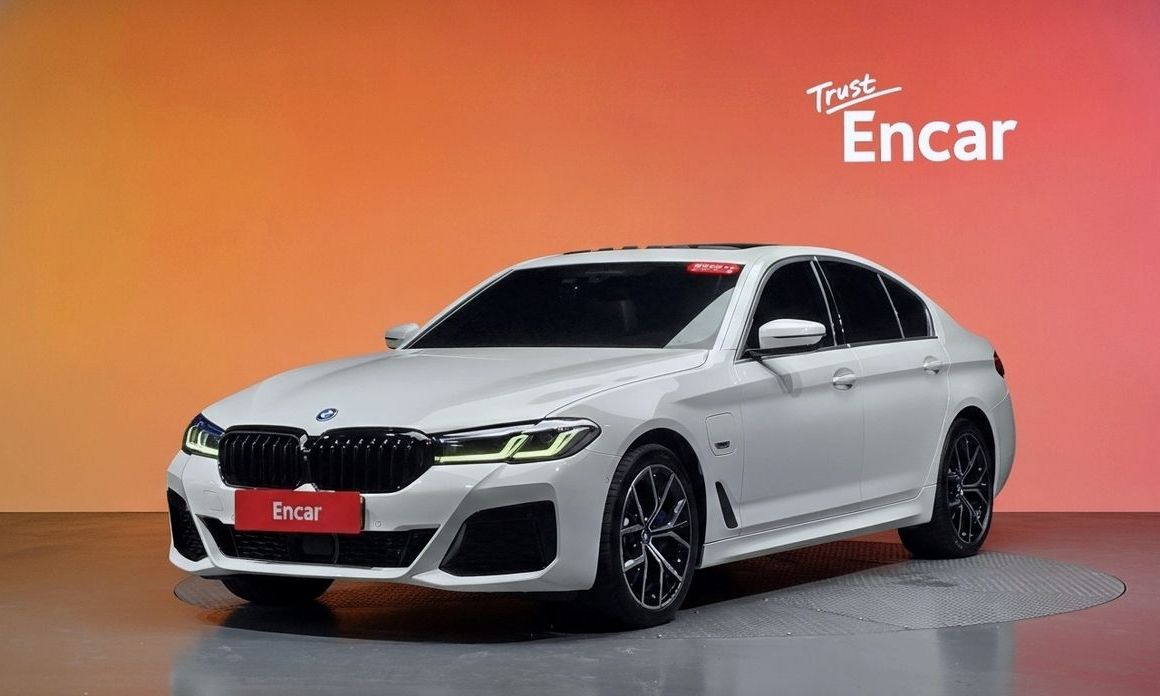 BMW 5-Series 2022