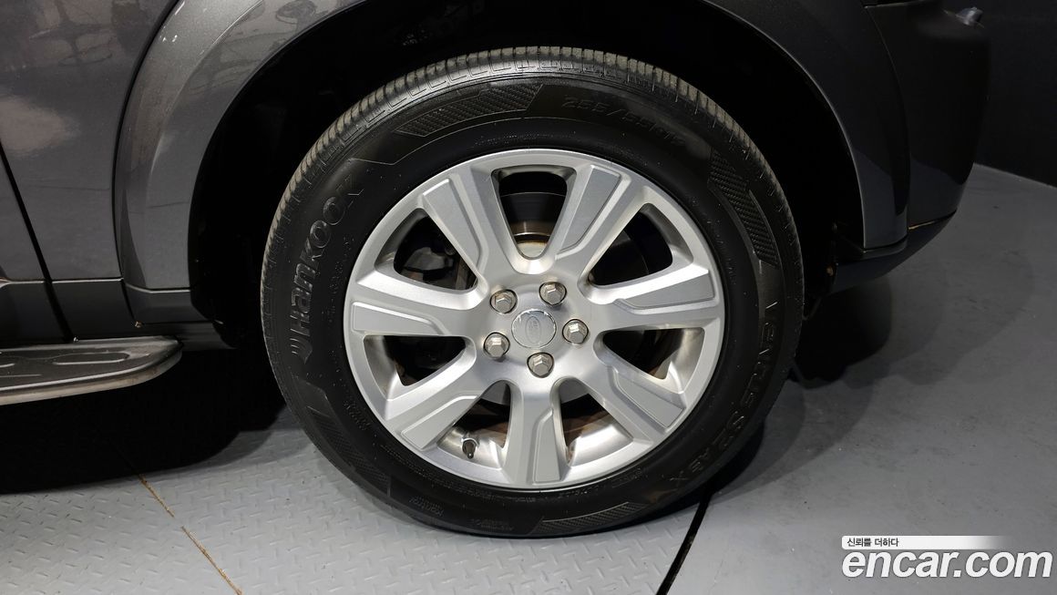 Land Rover Discovery 2013