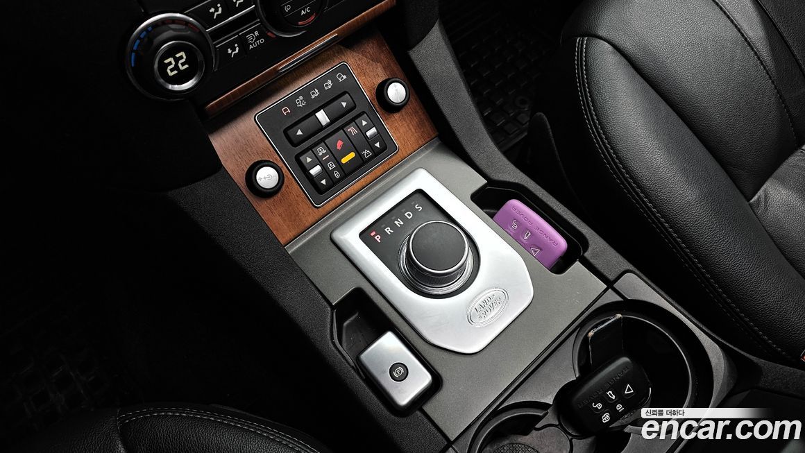 Land Rover Discovery 2013