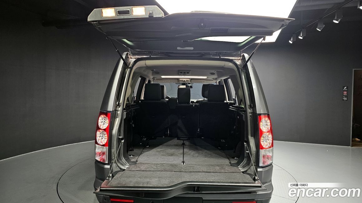 Land Rover Discovery 2013