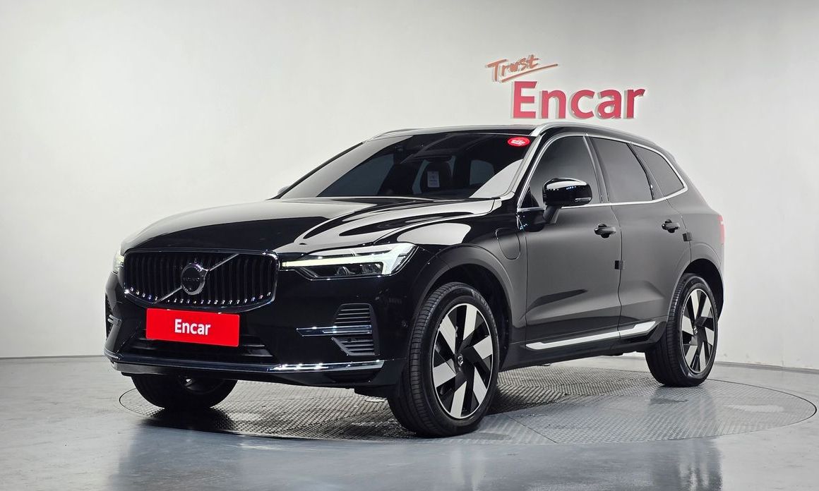 Volvo XC60 2025