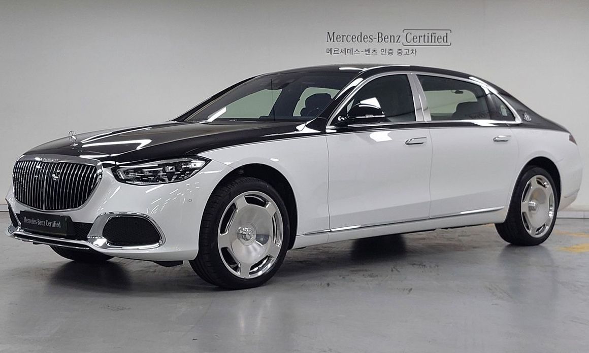Mercedes-Benz S-Class 2025