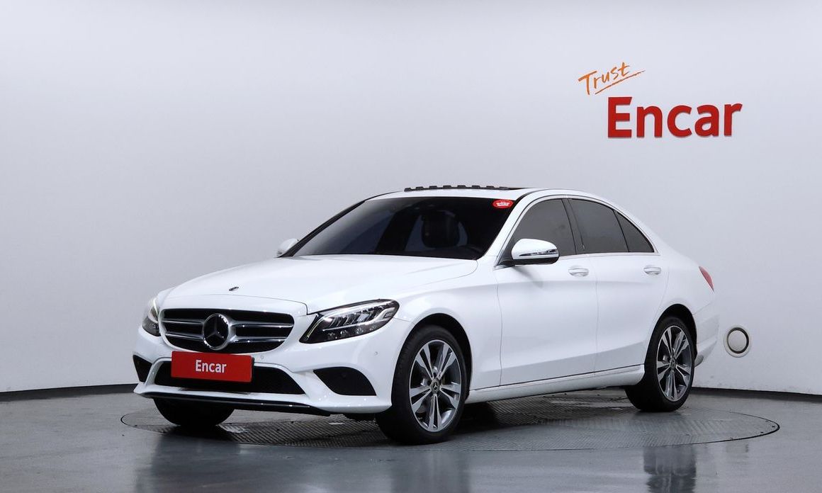 Mercedes-Benz C-Class 2021