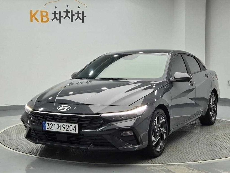 Hyundai AVANTE 2024