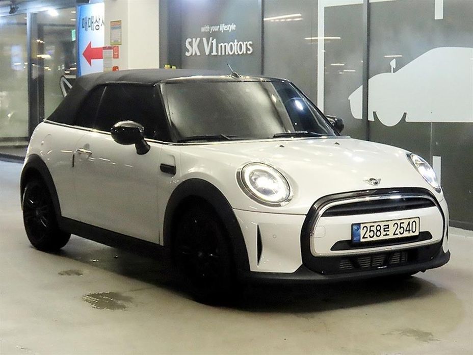 Mini Cooper Convertible 2024