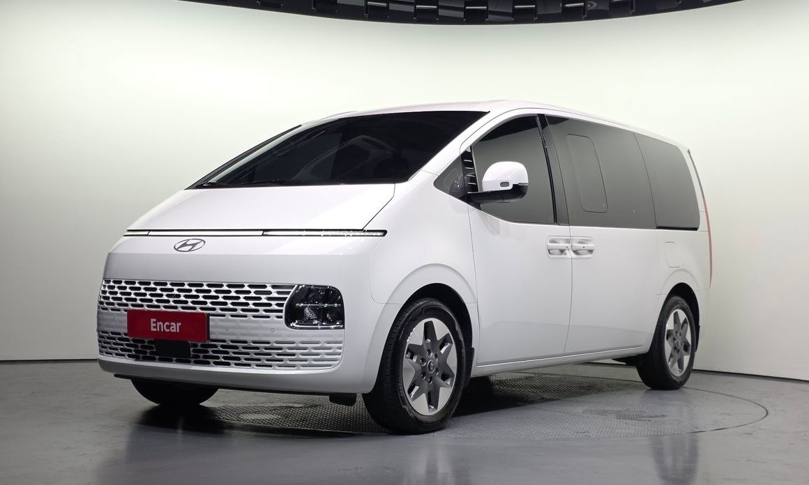 Hyundai Staria 2025