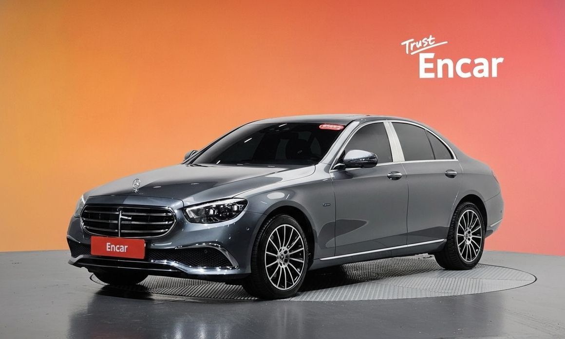 Mercedes-Benz E-Class 2021