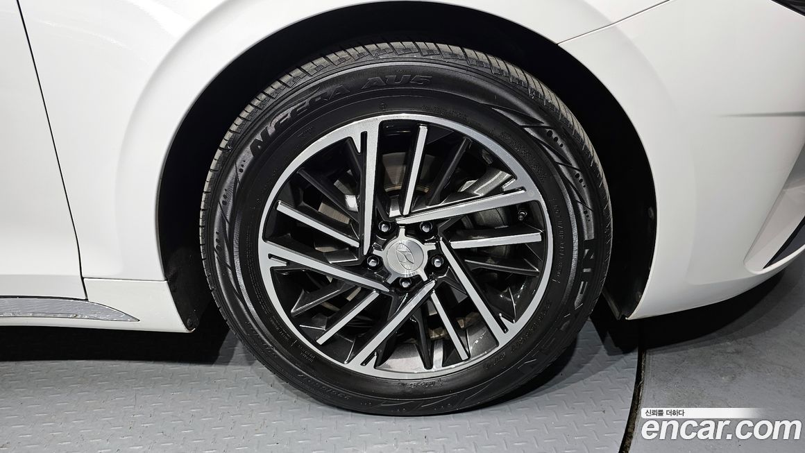 Hyundai Grandeur 2021