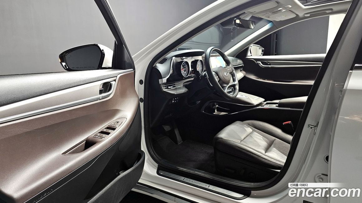 Hyundai Grandeur 2021