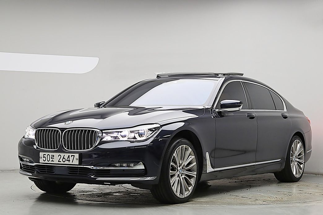 BMW 7-Series 2017
