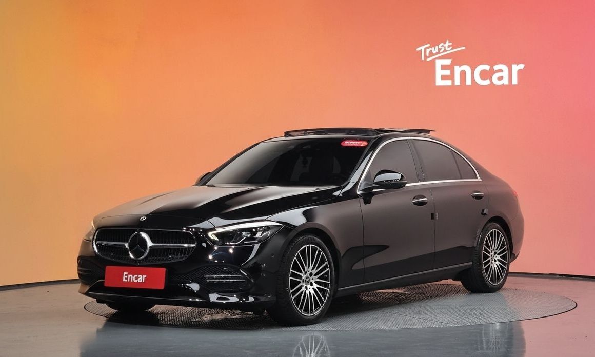 Mercedes-Benz C-Class 2024