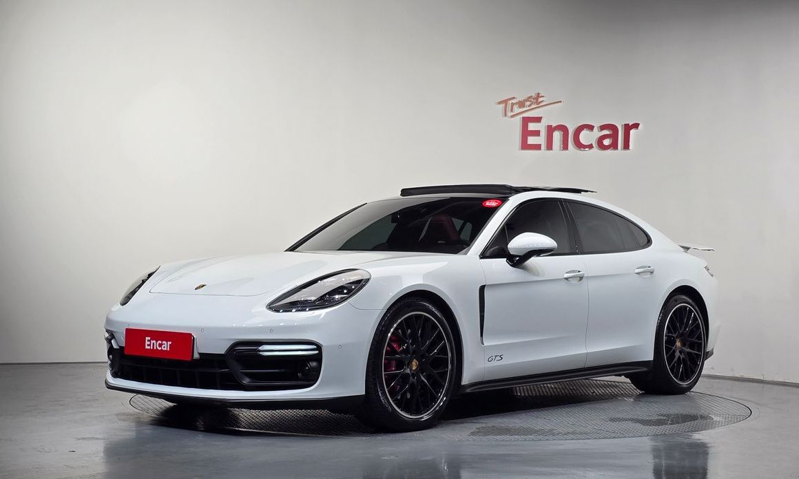 Porsche Panamera 2019