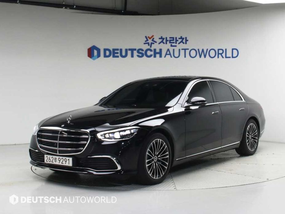 Mercedes-Benz S-Class 2025
