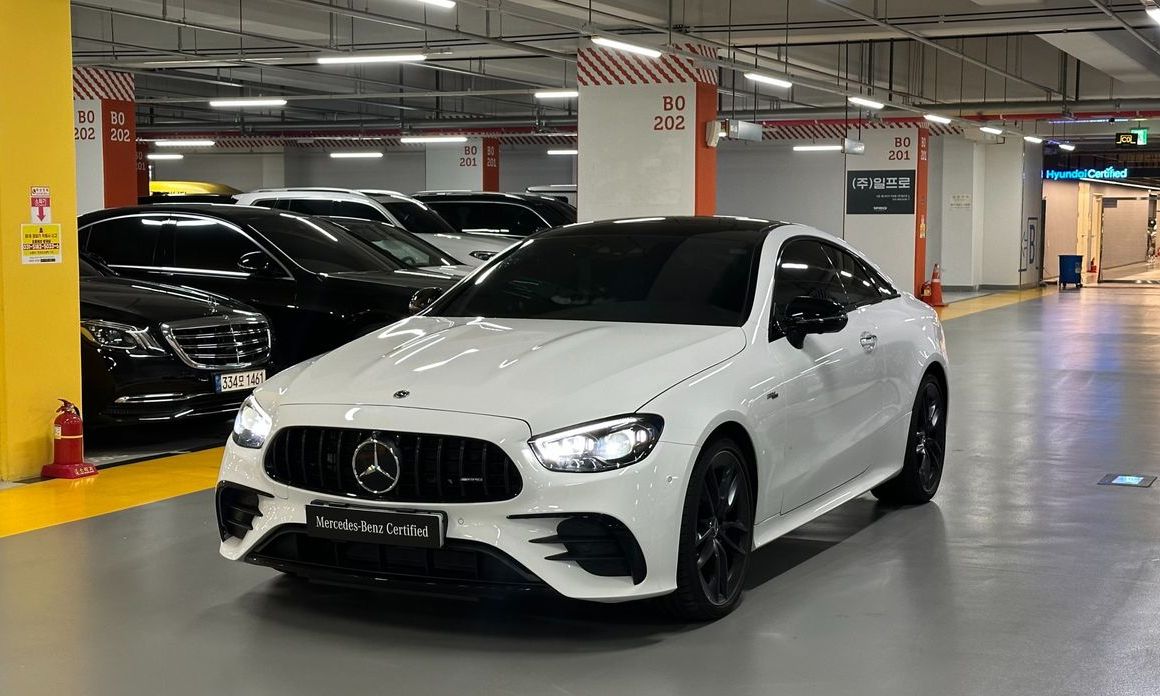 Mercedes-Benz E-Class 2023