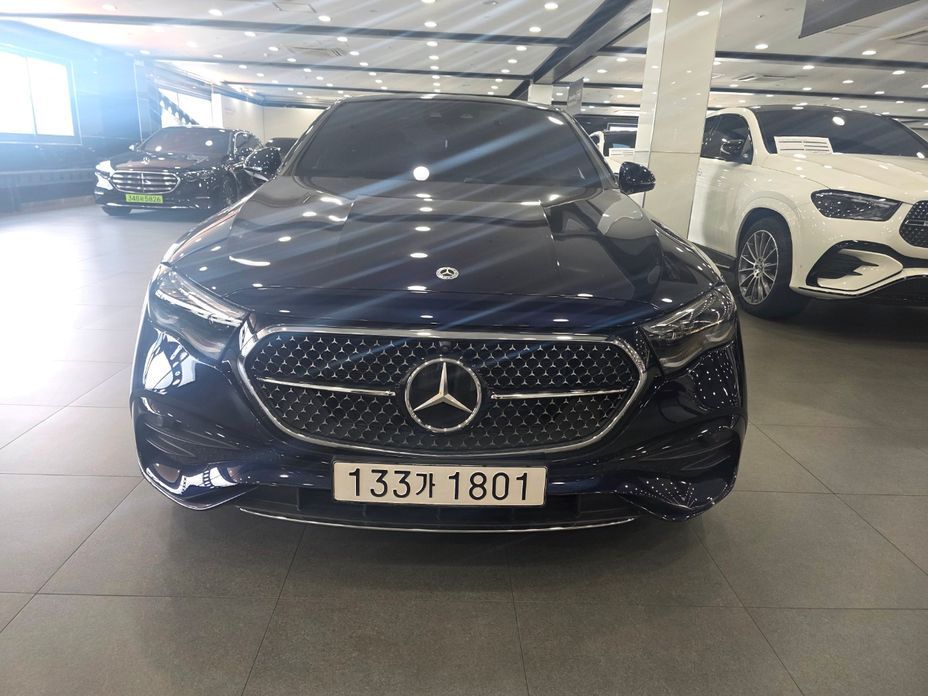 Mercedes-Benz E-Class 2025