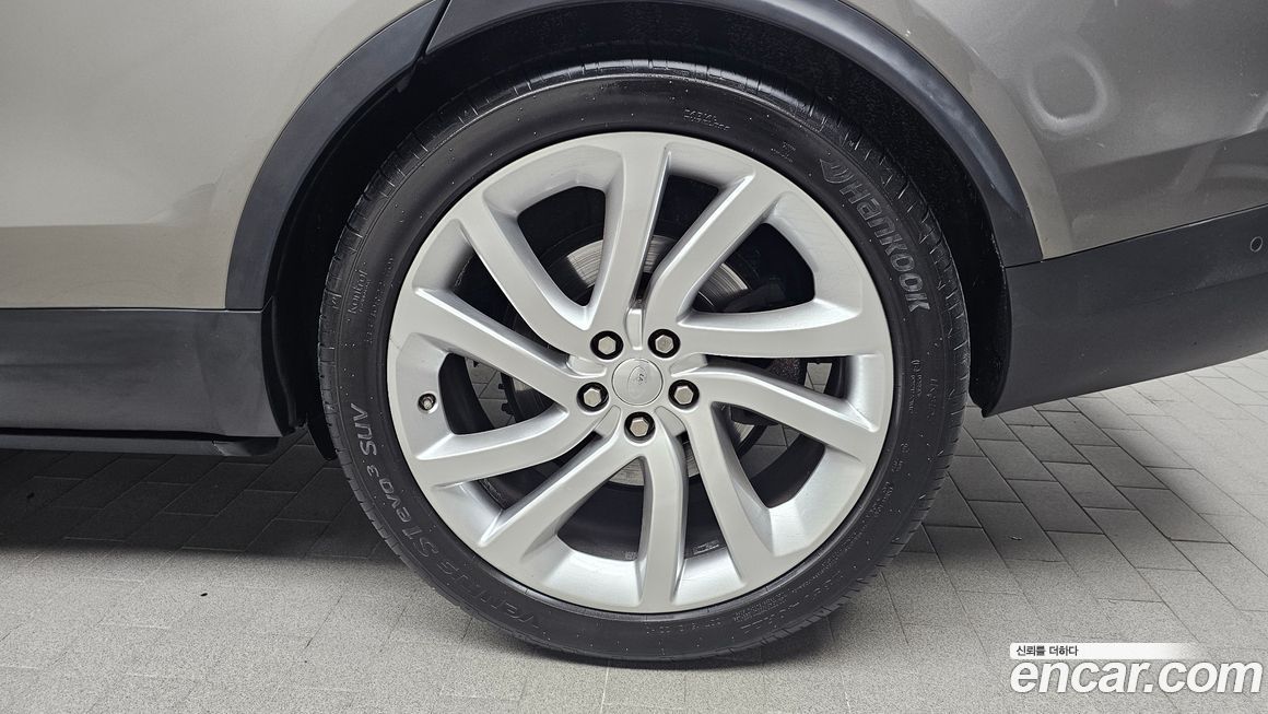 Land Rover Discovery 2017