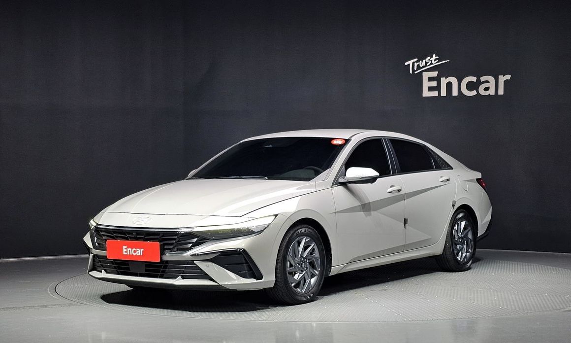 Hyundai AVANTE 2025