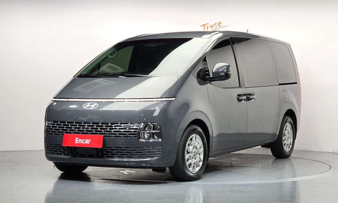 Hyundai Staria 2025