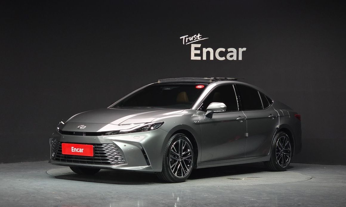 Toyota Camry 2025