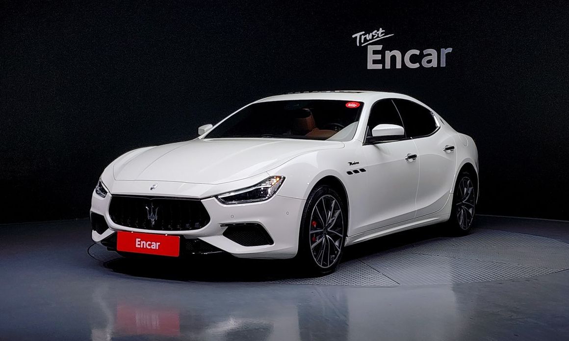 Maserati Ghibli 2022