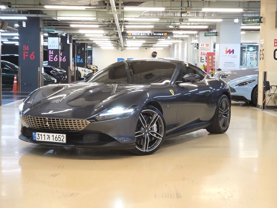Ferrari Roma 2021