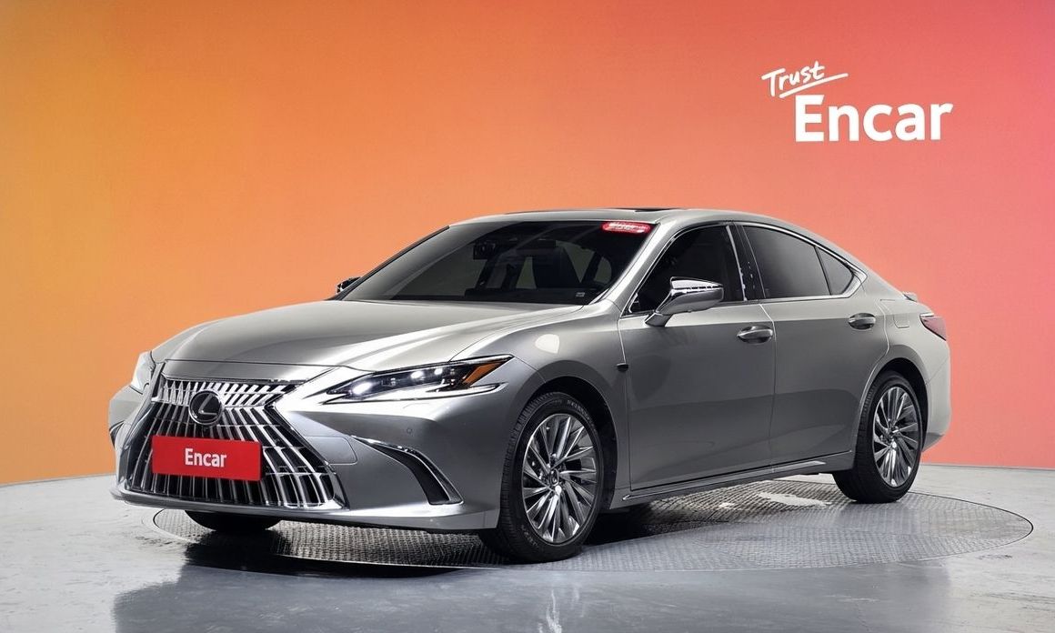 Lexus ES 2026