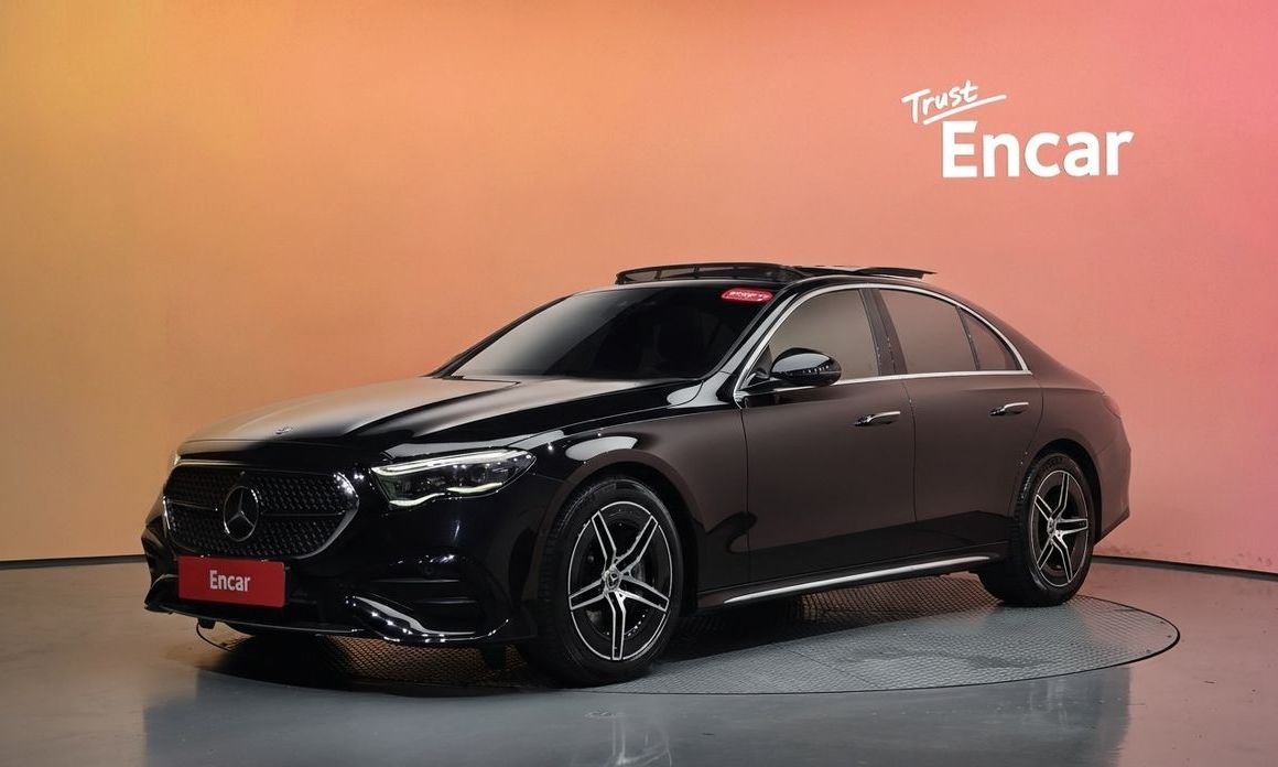 Mercedes-Benz E-Class 2024