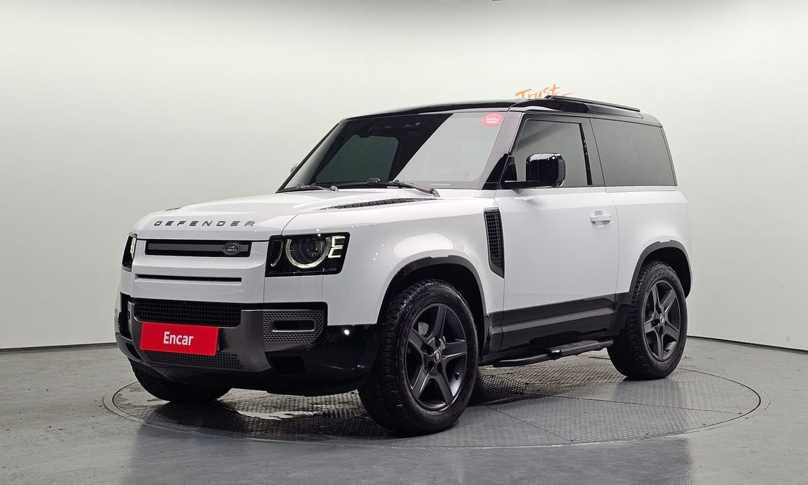 Land Rover Defender 2025
