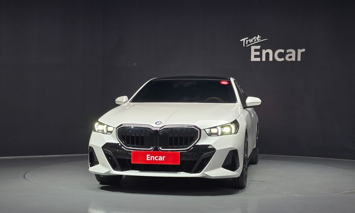BMW 5-Series 2026