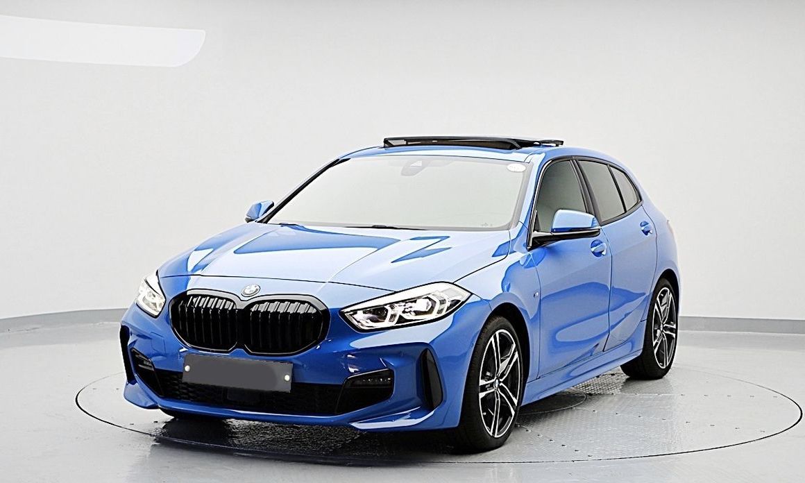 BMW 1-Series 2023