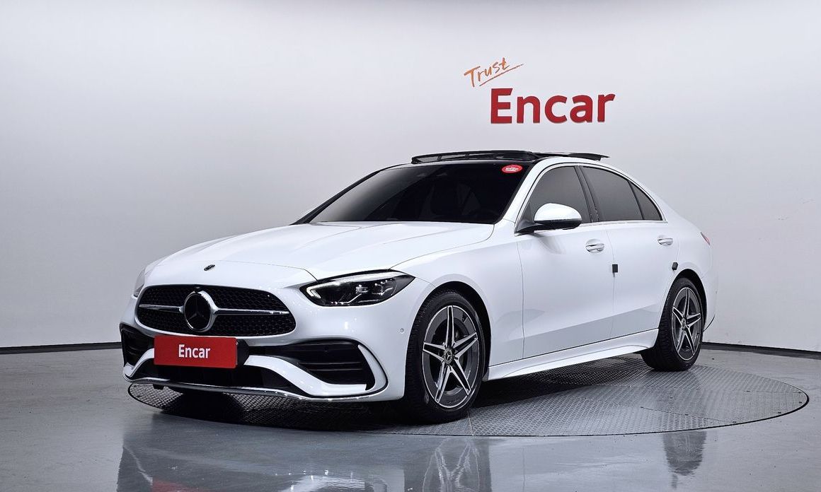 Mercedes-Benz C-Class 2024
