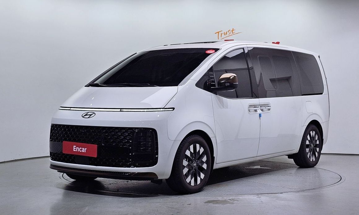 Hyundai Staria 2025