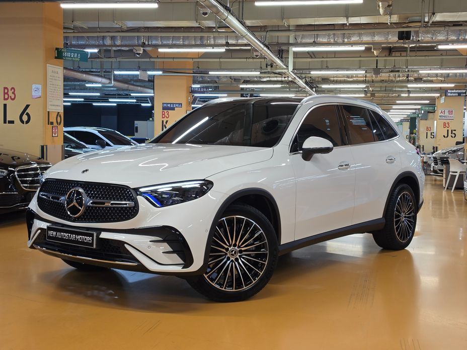 Mercedes-Benz GLC-Class 2026