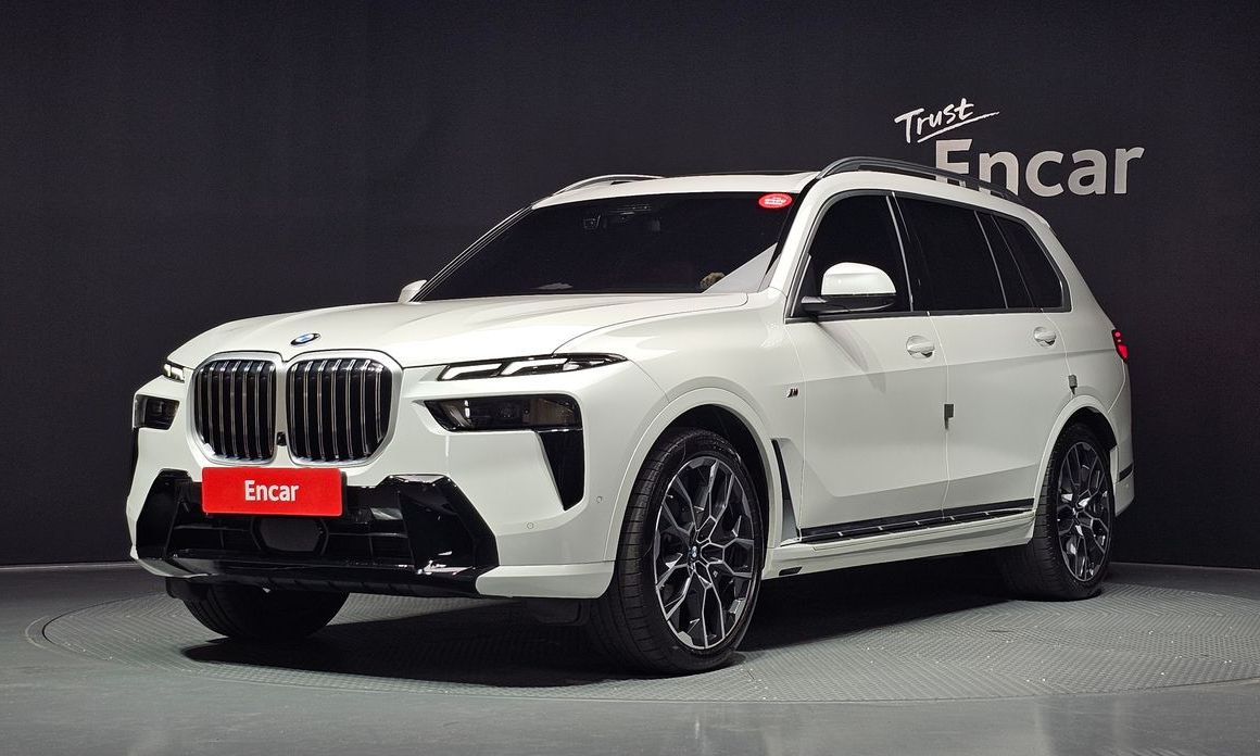 BMW X7 2025