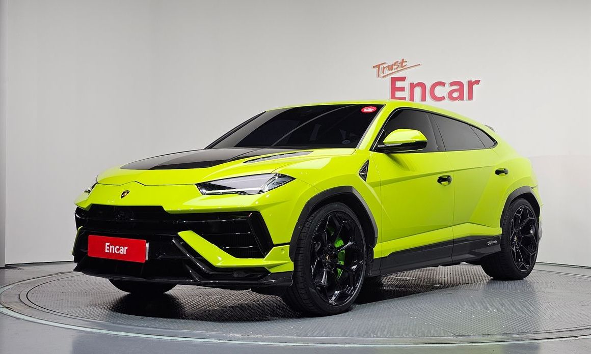 Lamborghini Urus 2024