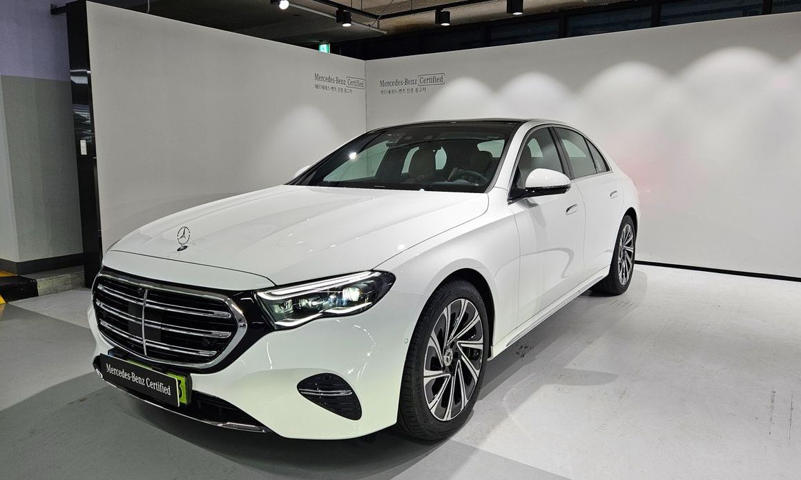 Mercedes-Benz E-Class 2026