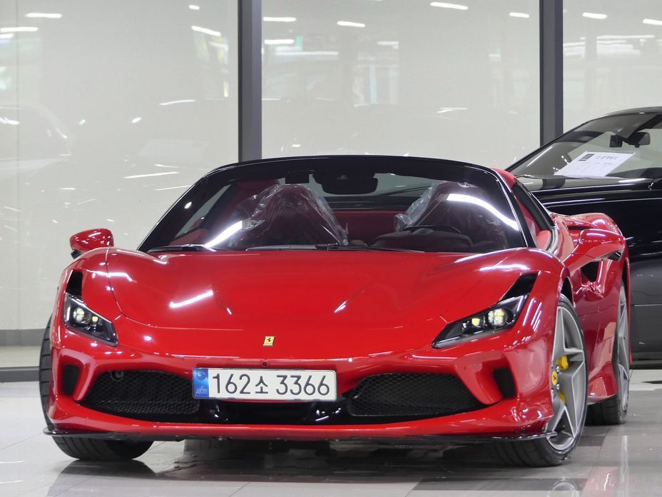 Ferrari F8 2022