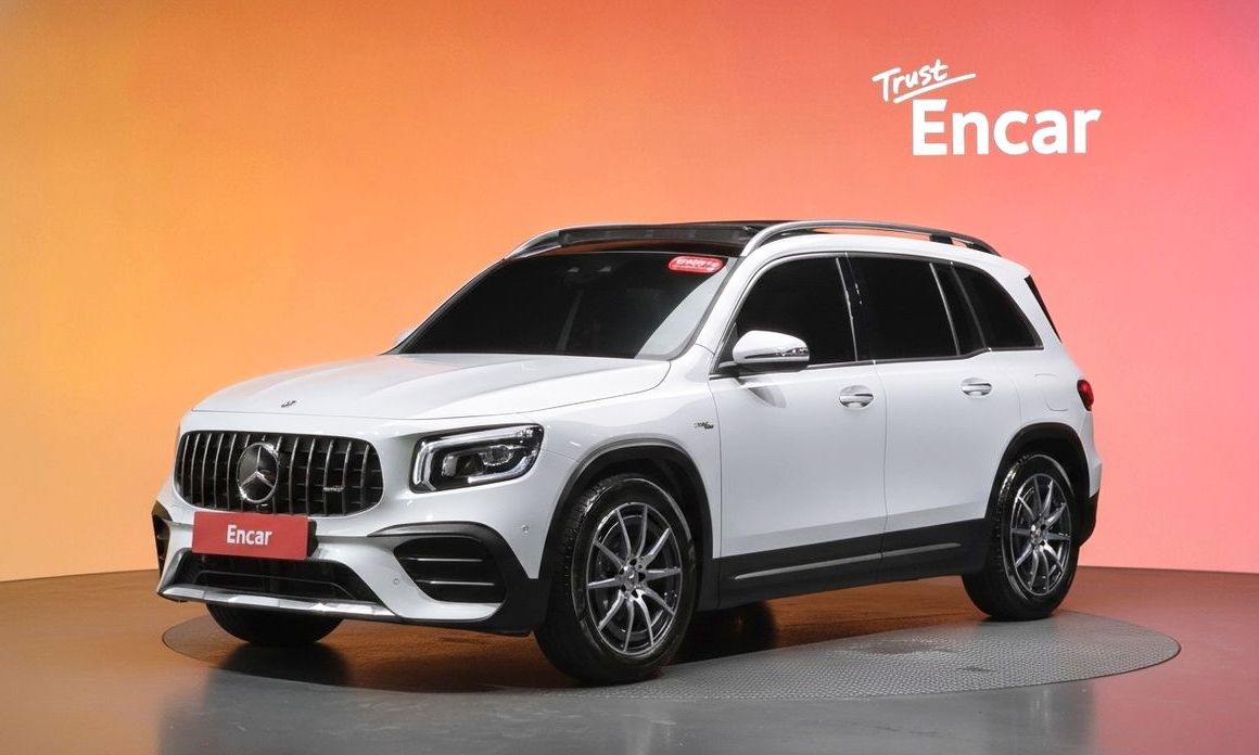 Mercedes-Benz GLB-Class 2023
