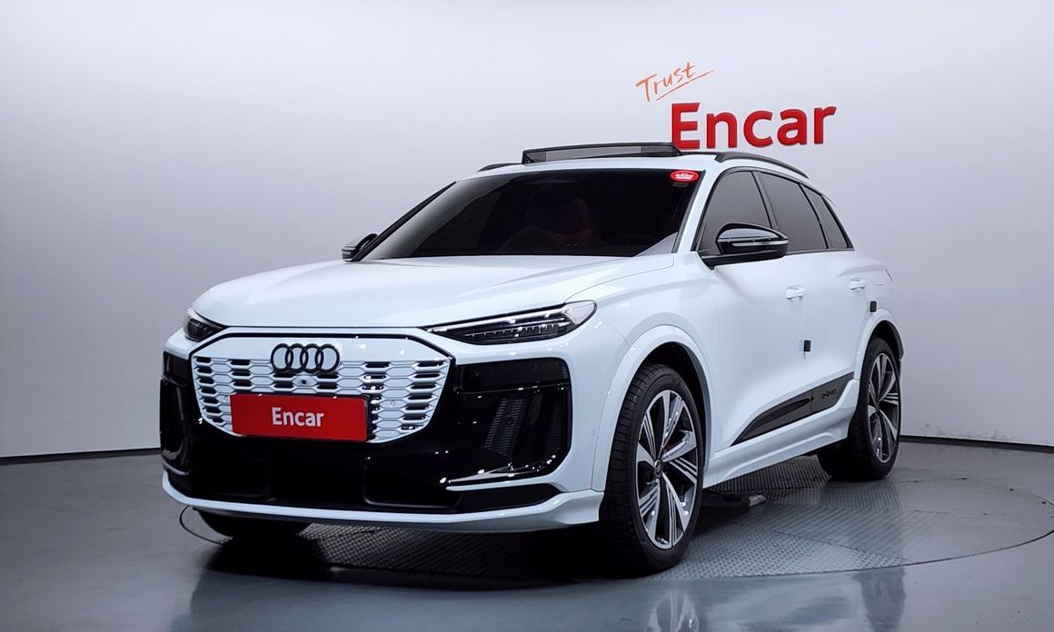 Audi SQ6 e-tron 2025