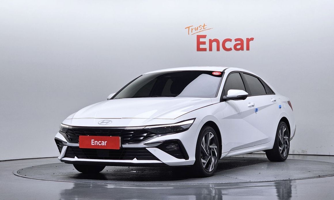 Hyundai AVANTE 2025