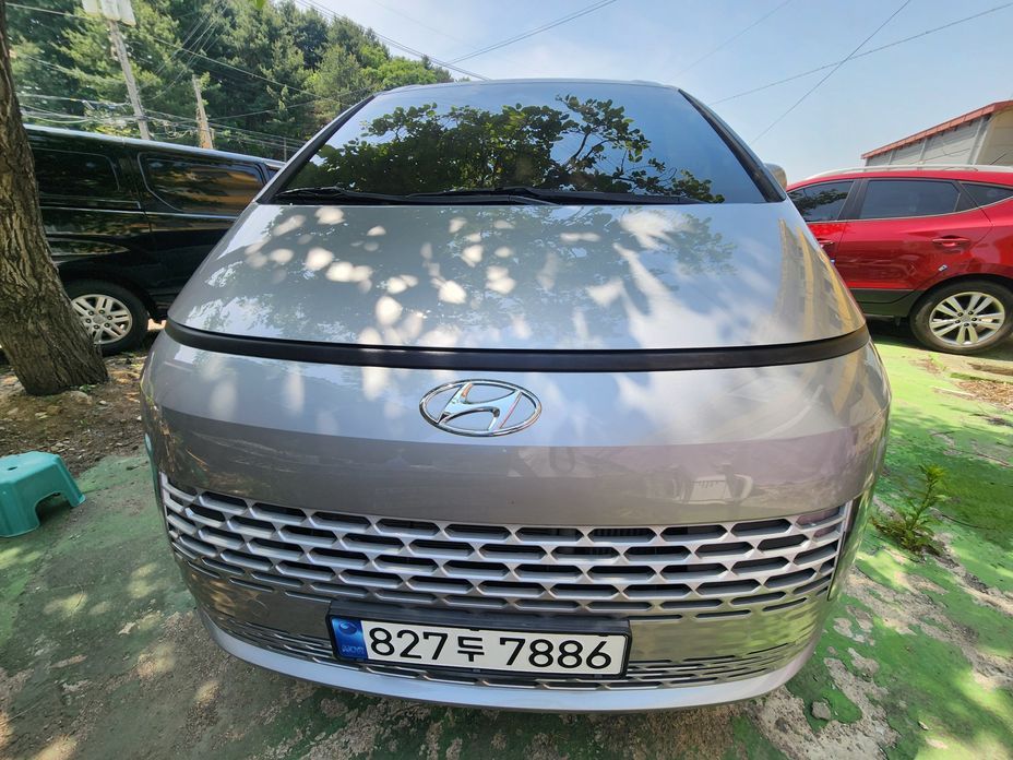 Hyundai Staria 2023