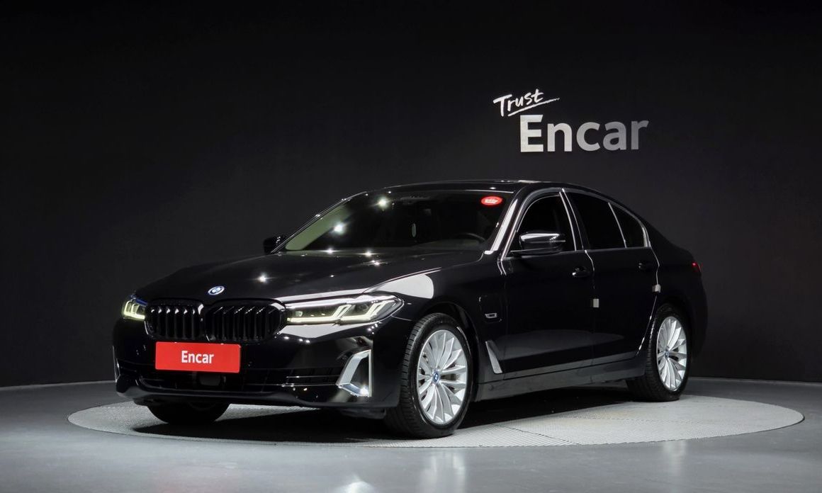 BMW 5-Series 2022