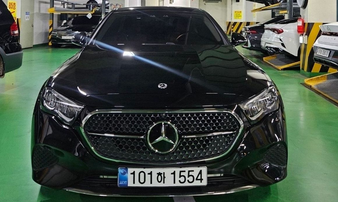 Mercedes-Benz E-Class 2025