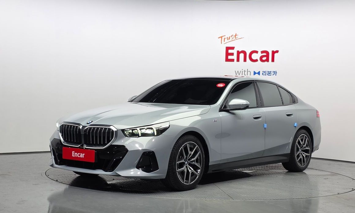 BMW 5-Series 2025