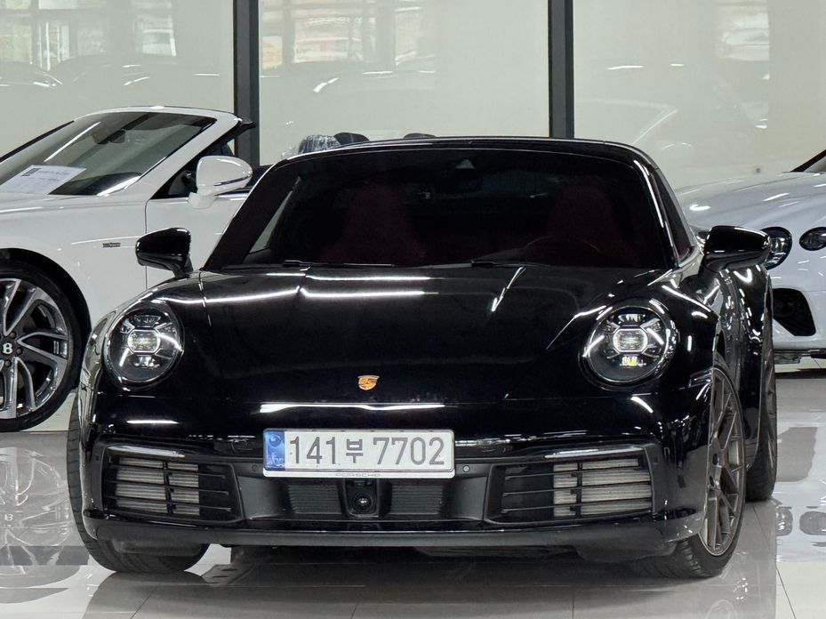 Porsche 911 2023