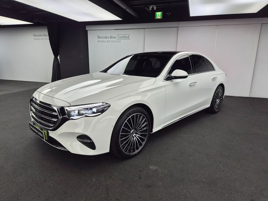 Mercedes-Benz E-Class 2026