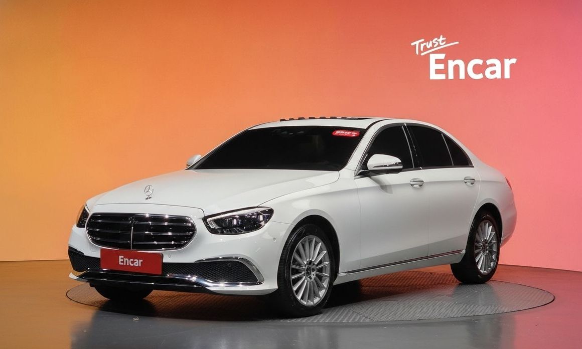 Mercedes-Benz E-Class 2023