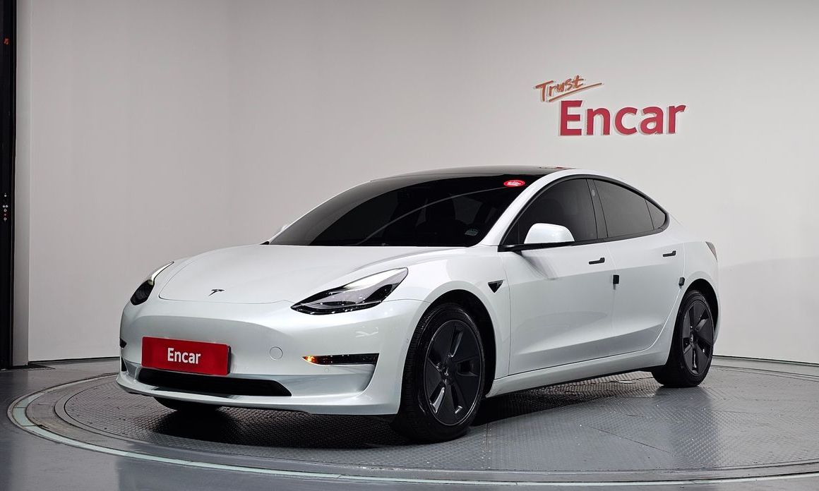Tesla Model 3 2022