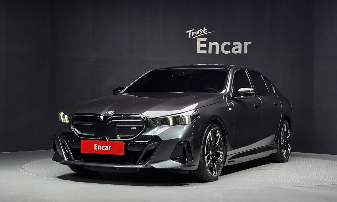BMW i5 2024